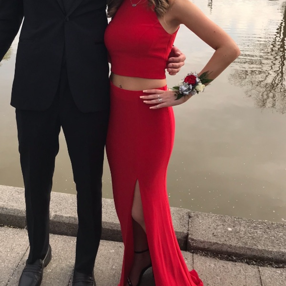 Sherri Hill Red Prom Dress